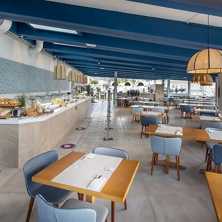 Livvo Hotel