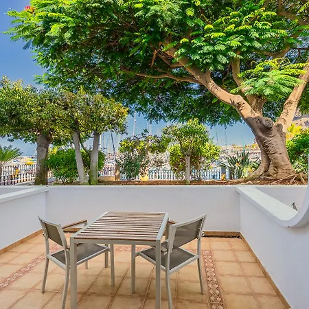 Livvo Hotel 4*