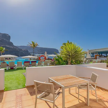 Livvo Hotel Puerto De Mogan
