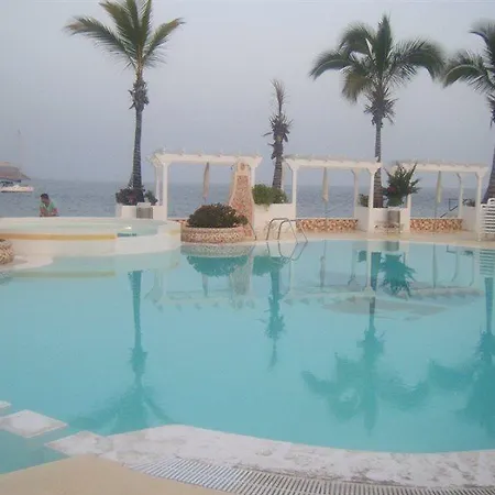 Livvo Hotel 4*