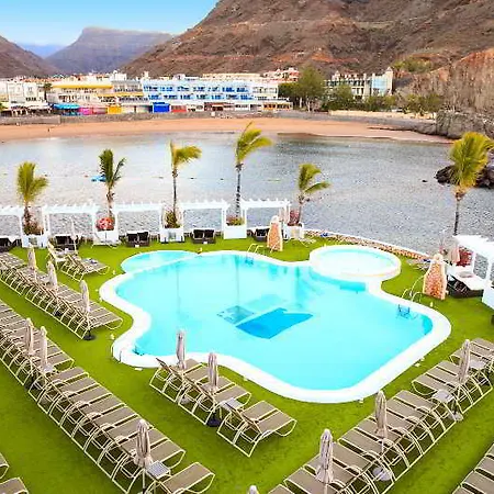 Livvo Hotell